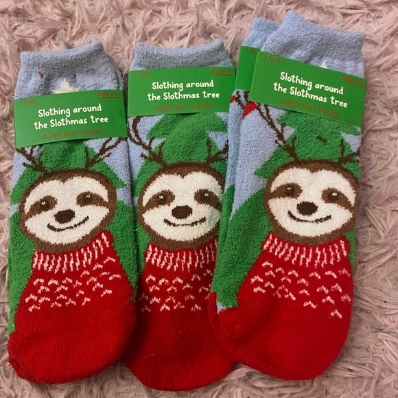 Sloth fuzzy socks - Picture 1 of 3